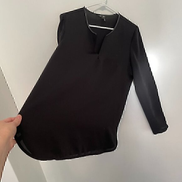 NIC+ZOE NIC ZOE Trimmed Tone Blouse Black Vegan Leather Trim V-Neck Long Sleeve - Picture 7 of 13